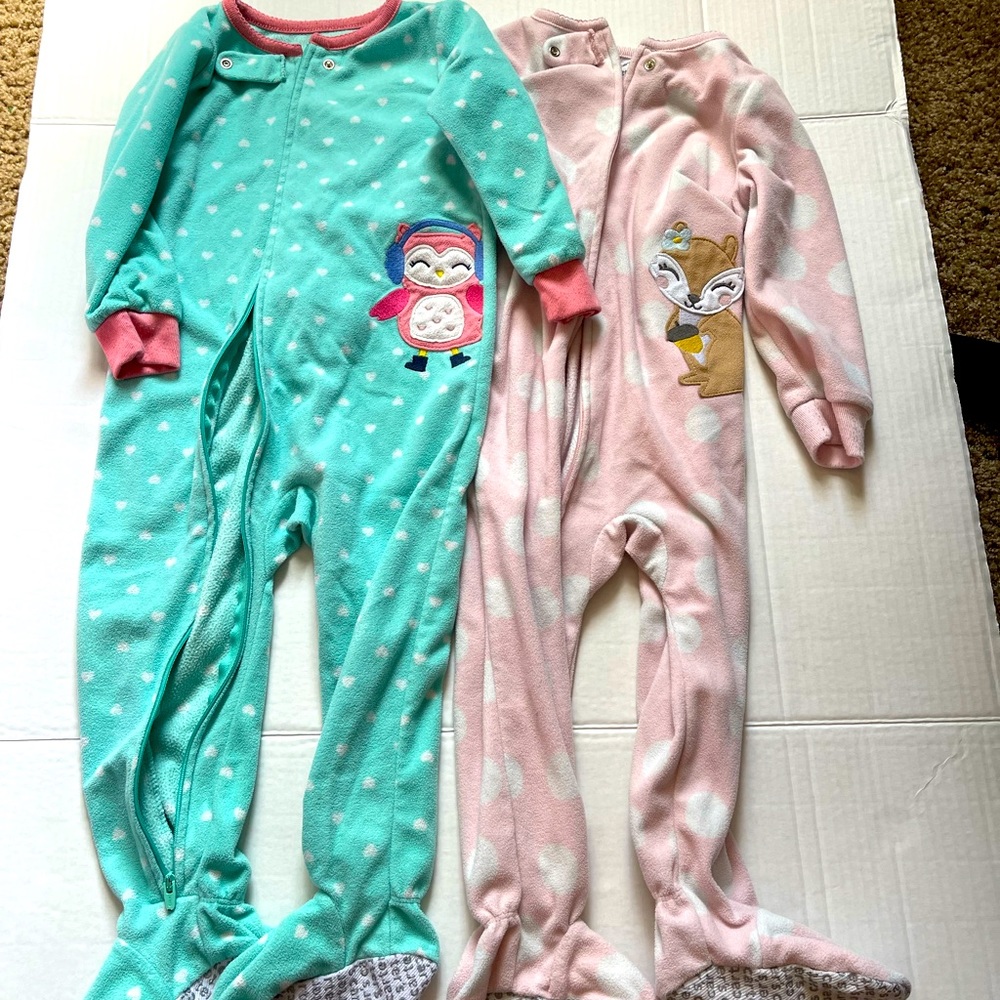 Carter’s zip-up pjs